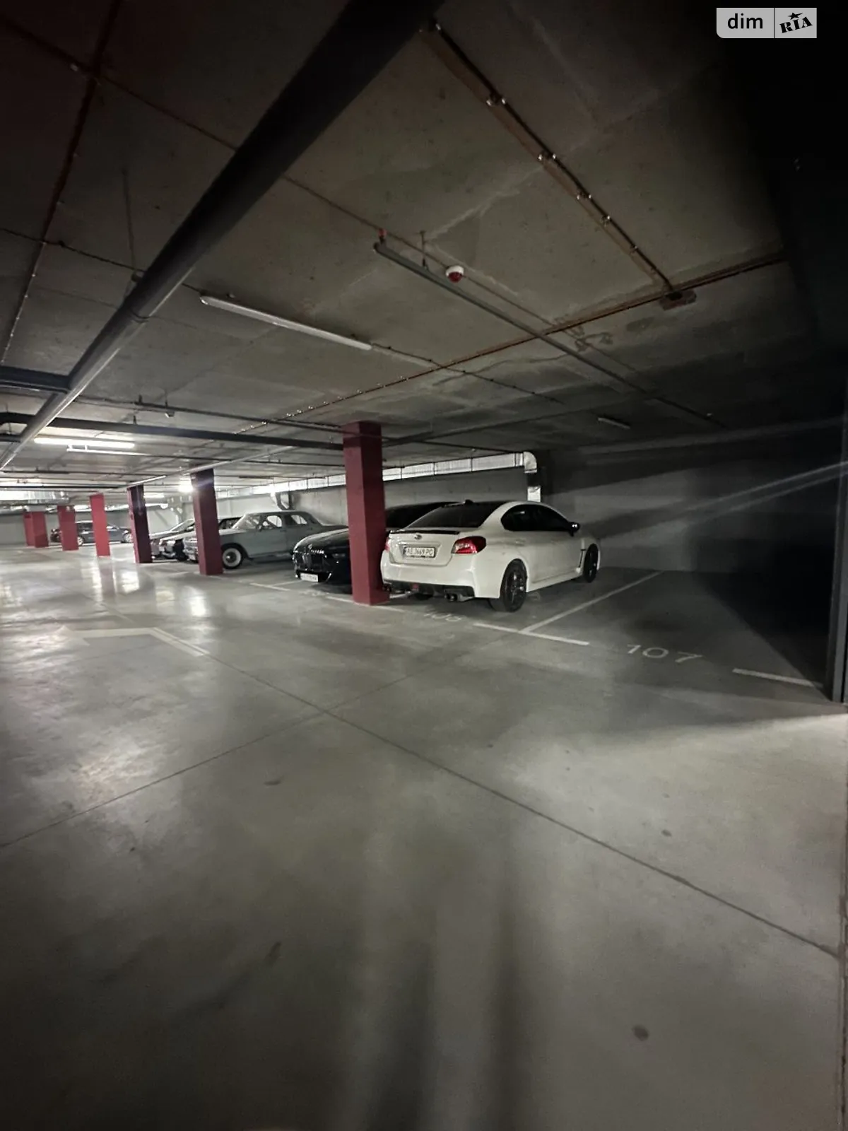 Продается подземный паркинг под легковое авто на 14.7 кв. м - фото 2