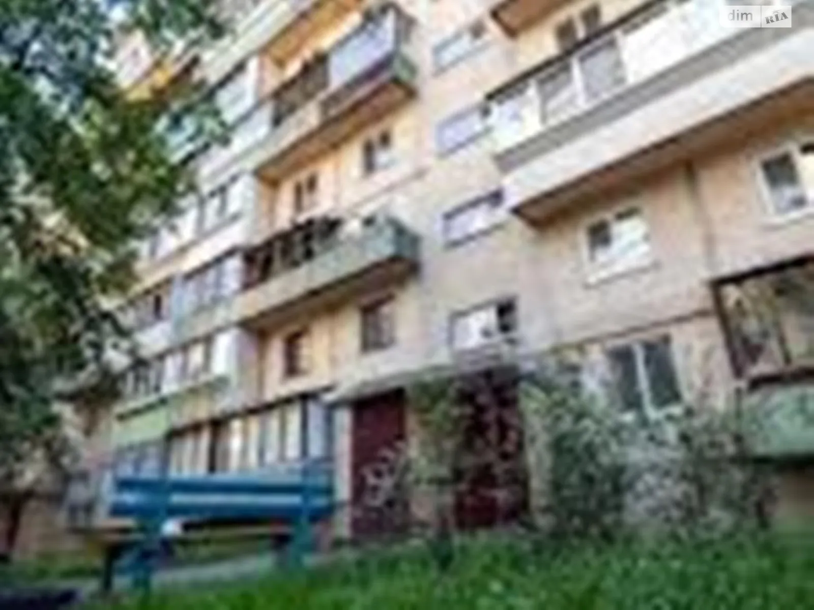 Продається 4-кімнатна квартира 64 кв. м у Києві, вул. Юрія Кондратюка, 2