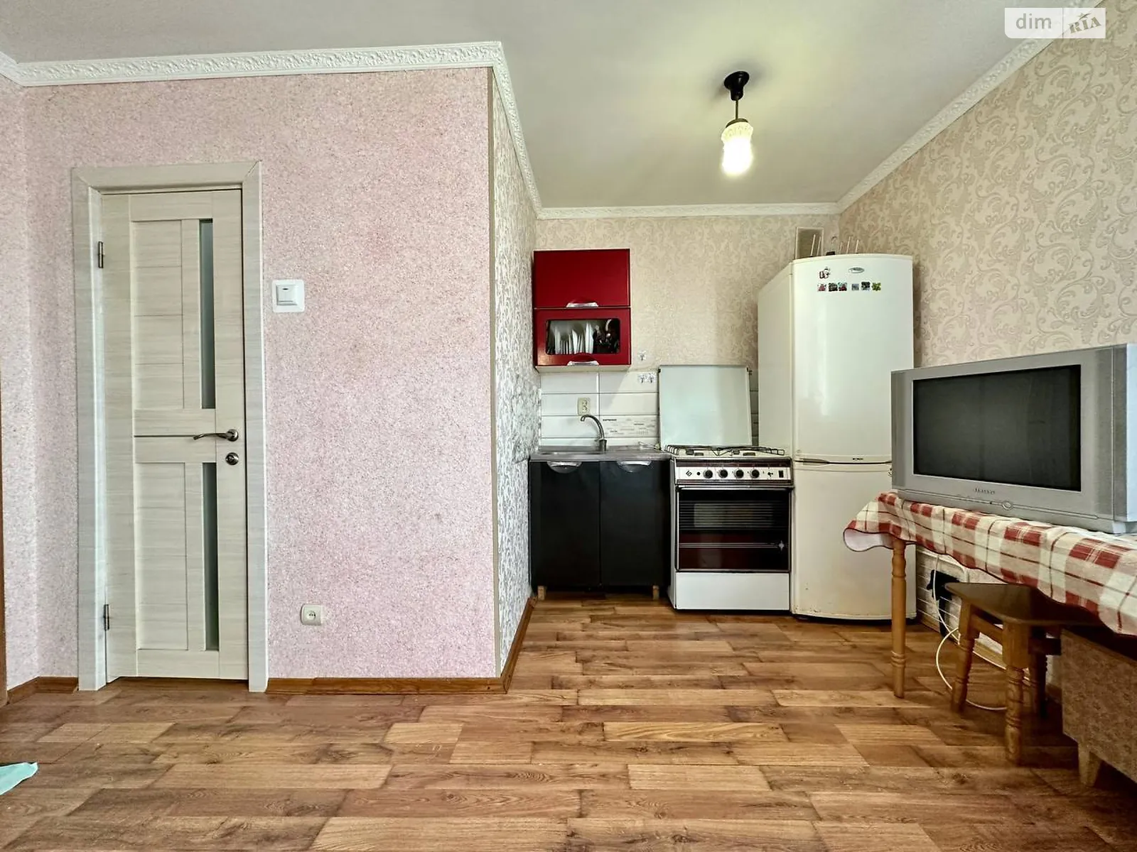 Продается 1-комнатная квартира 25 кв. м в Дрогобыче, ул. Стрыйская, 105 - фото 1