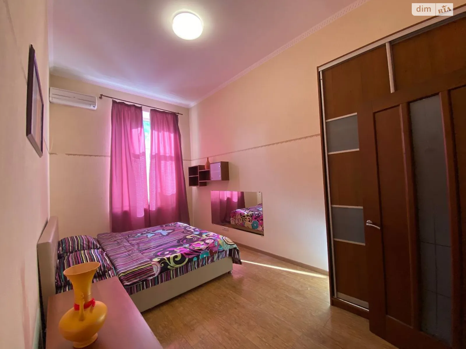 Здається в оренду 3-кімнатна квартира у Києві, цена: 3000 грн