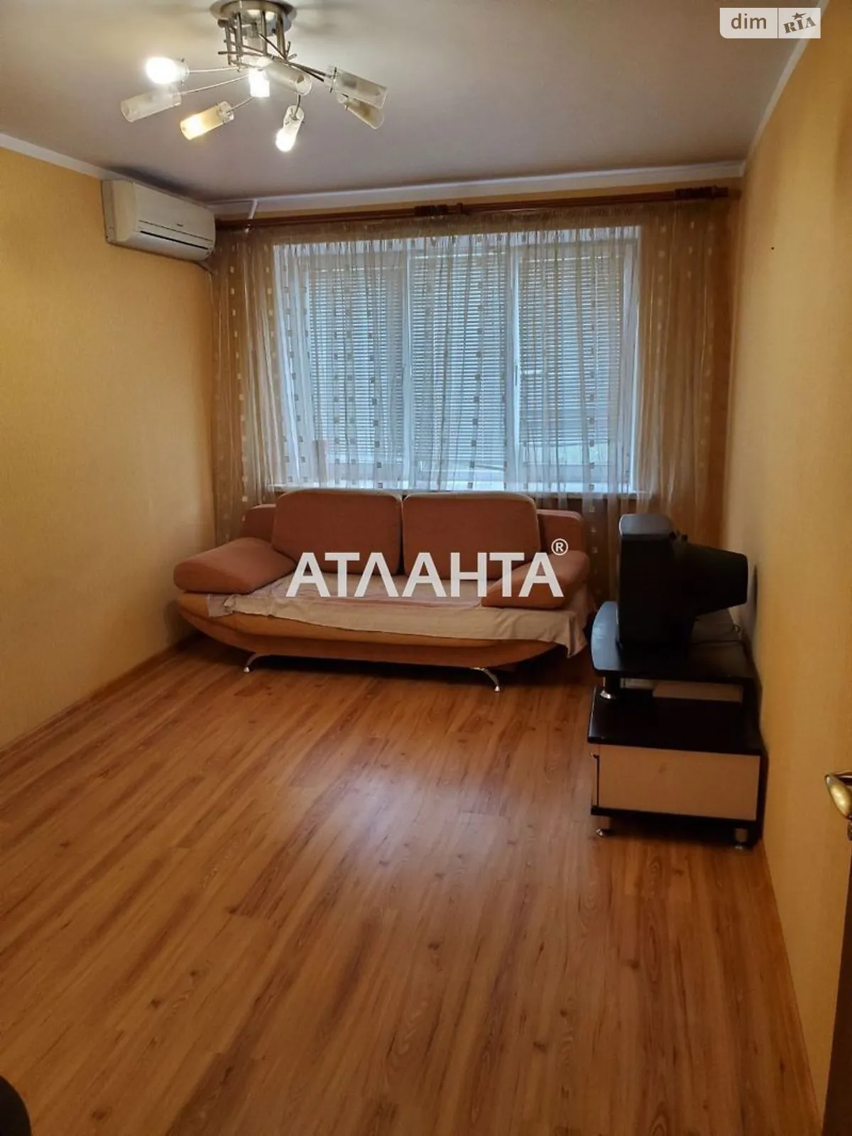 Продается 2-комнатная квартира 39.5 кв. м в Одессе, ул. Ицхака Рабина - фото 1