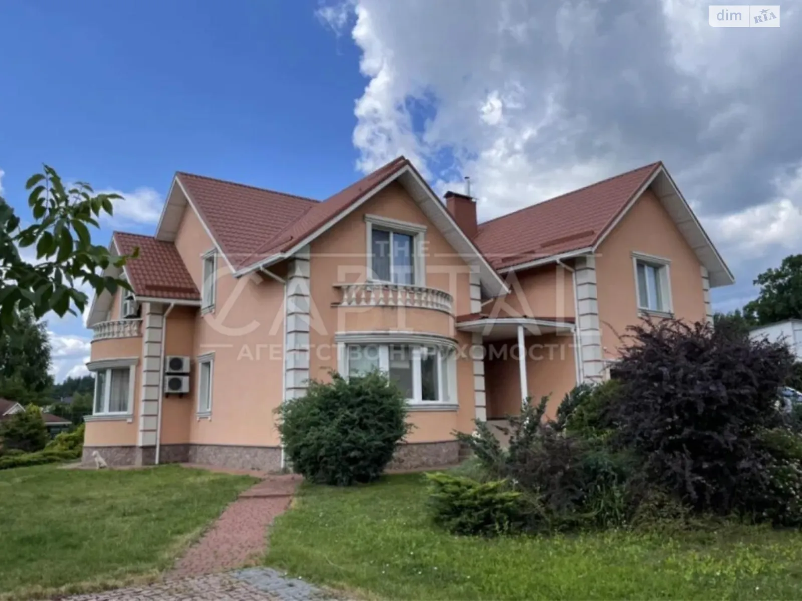 Сдается в аренду дом на 2 этажа 400 кв. м с камином, цена: 3000 $ - фото 1