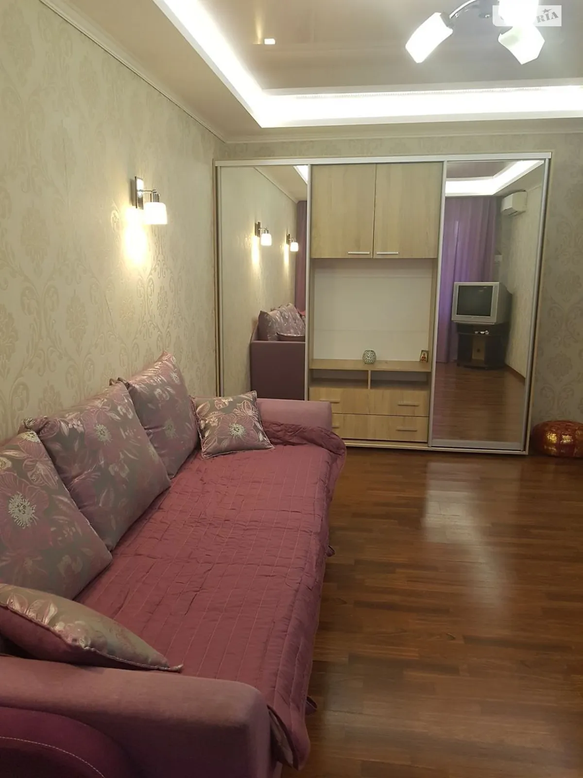Продается 1-комнатная квартира 35 кв. м в Одессе, Николаевская дор.