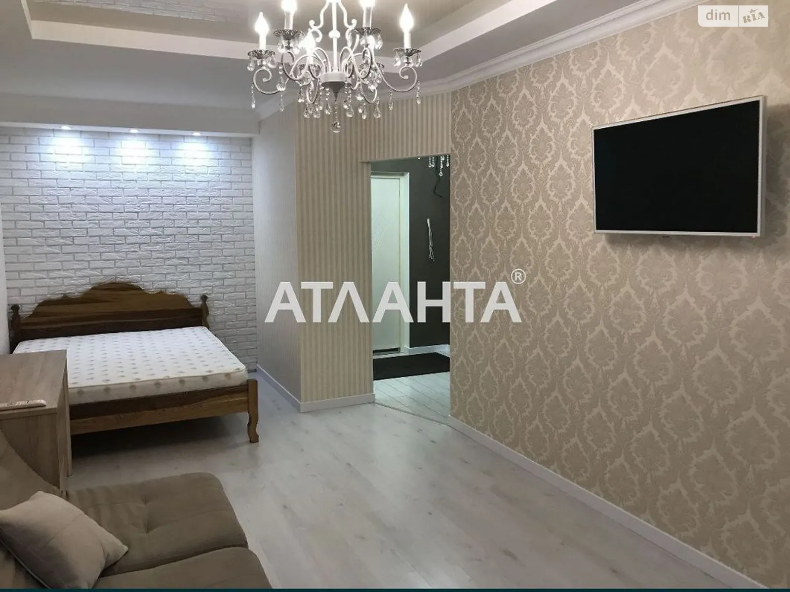 Продается 1-комнатная квартира 42 кв. м в Одессе, цена: 45000 $