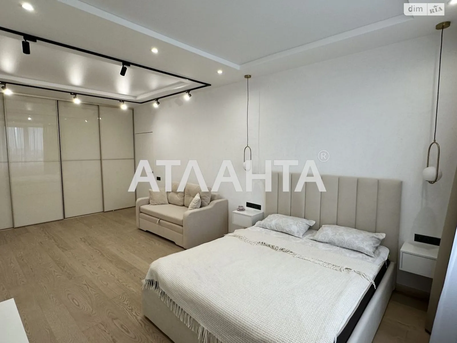 Продається 1-кімнатна квартира 48 кв. м у Одесі, цена: 70000 $