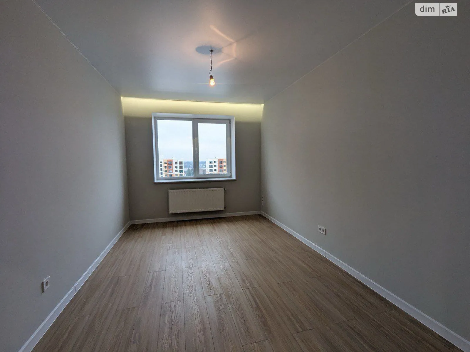 Продается 2-комнатная квартира 63 кв. м в Ровно, ул. Студенческая, 30 - фото 1