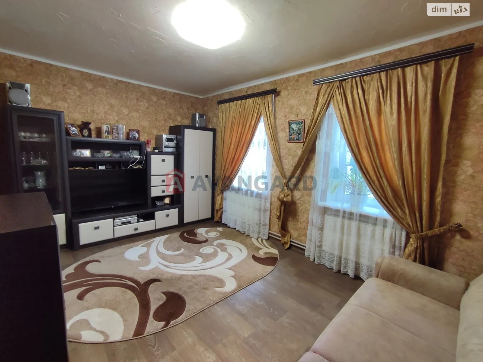 Продается одноэтажный дом 68 кв. м с подвалом, цена: 44200 $ - фото 1