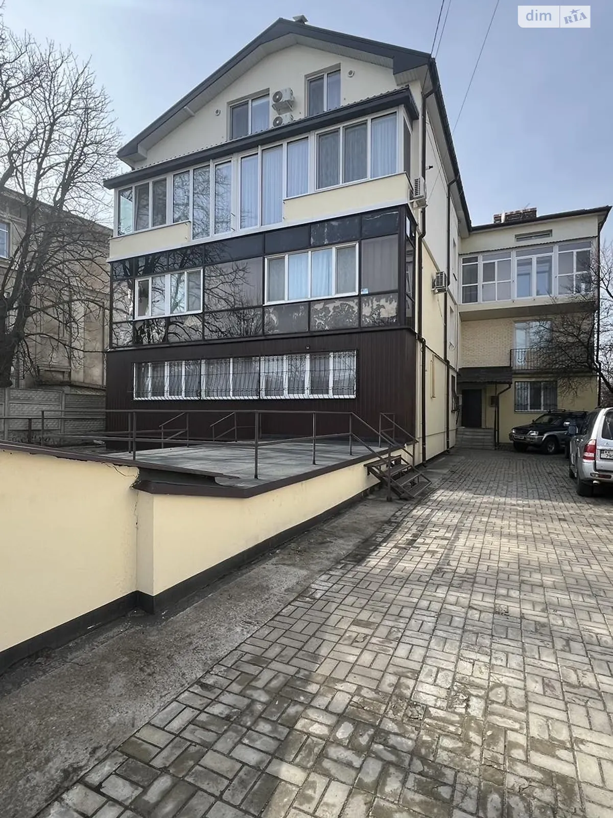 Продается 2-комнатная квартира 104 кв. м в Харькове, цена: 77000 $