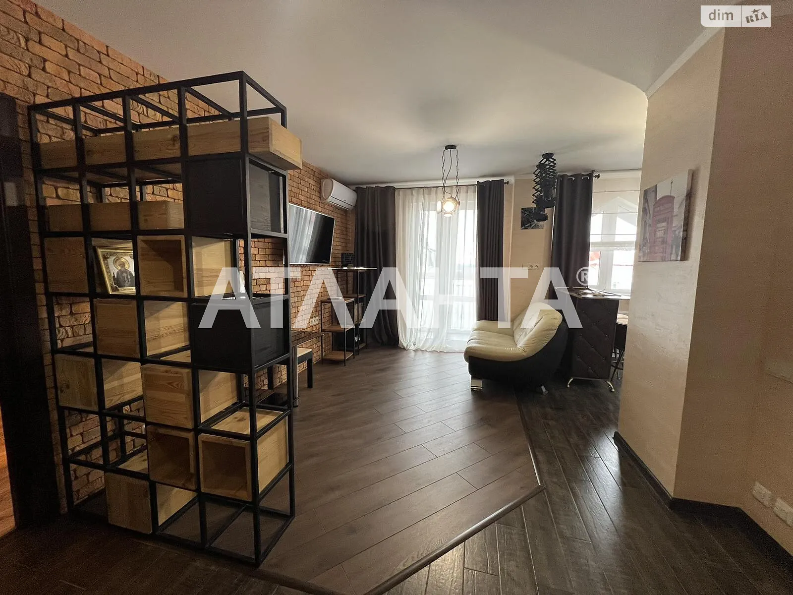 Продается 2-комнатная квартира 50 кв. м в Молодежном, цена: 35000 $ - фото 1