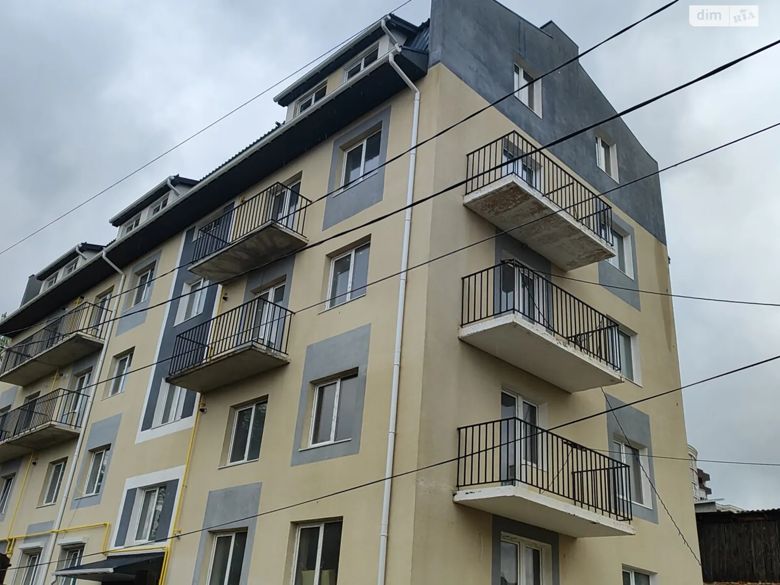 Продается 2-комнатная квартира 64 кв. м в Каменце-Подольском, цена: 44000 €