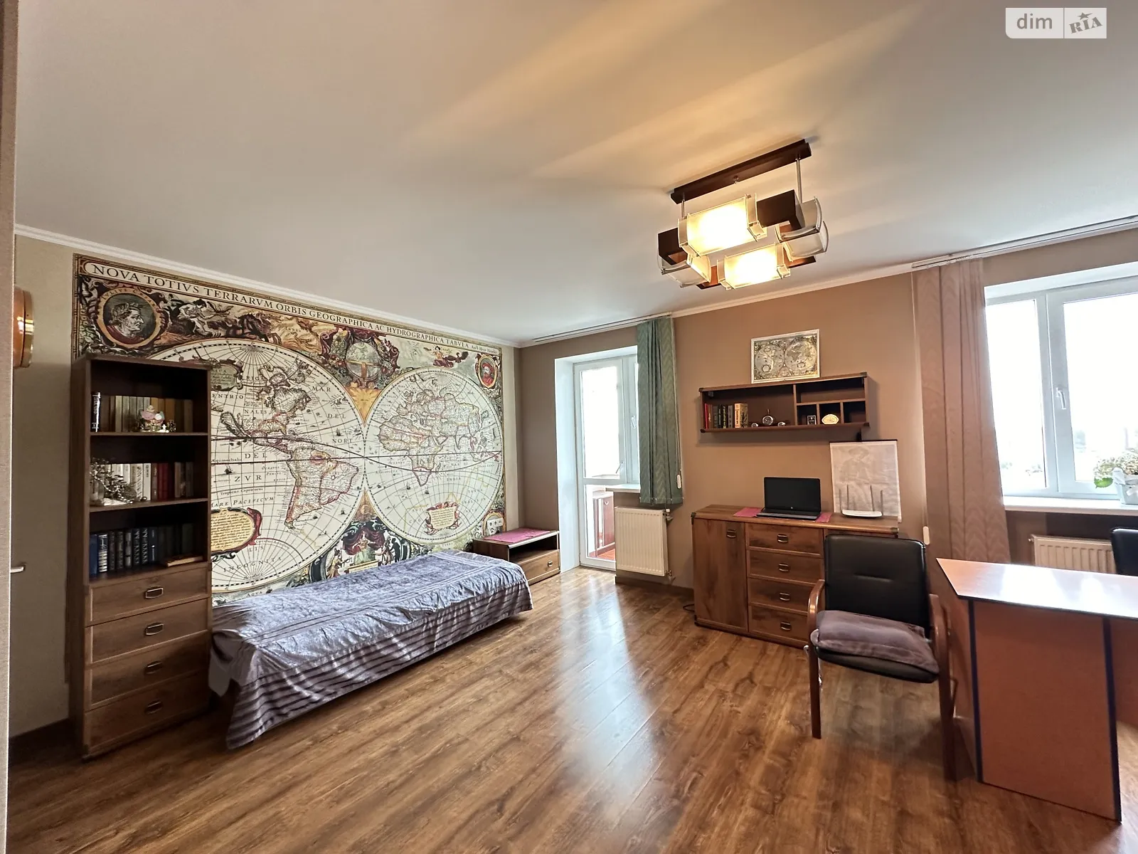 Продается 2-комнатная квартира 95.4 кв. м в Виннице, ул. Дмитрия Майбороды