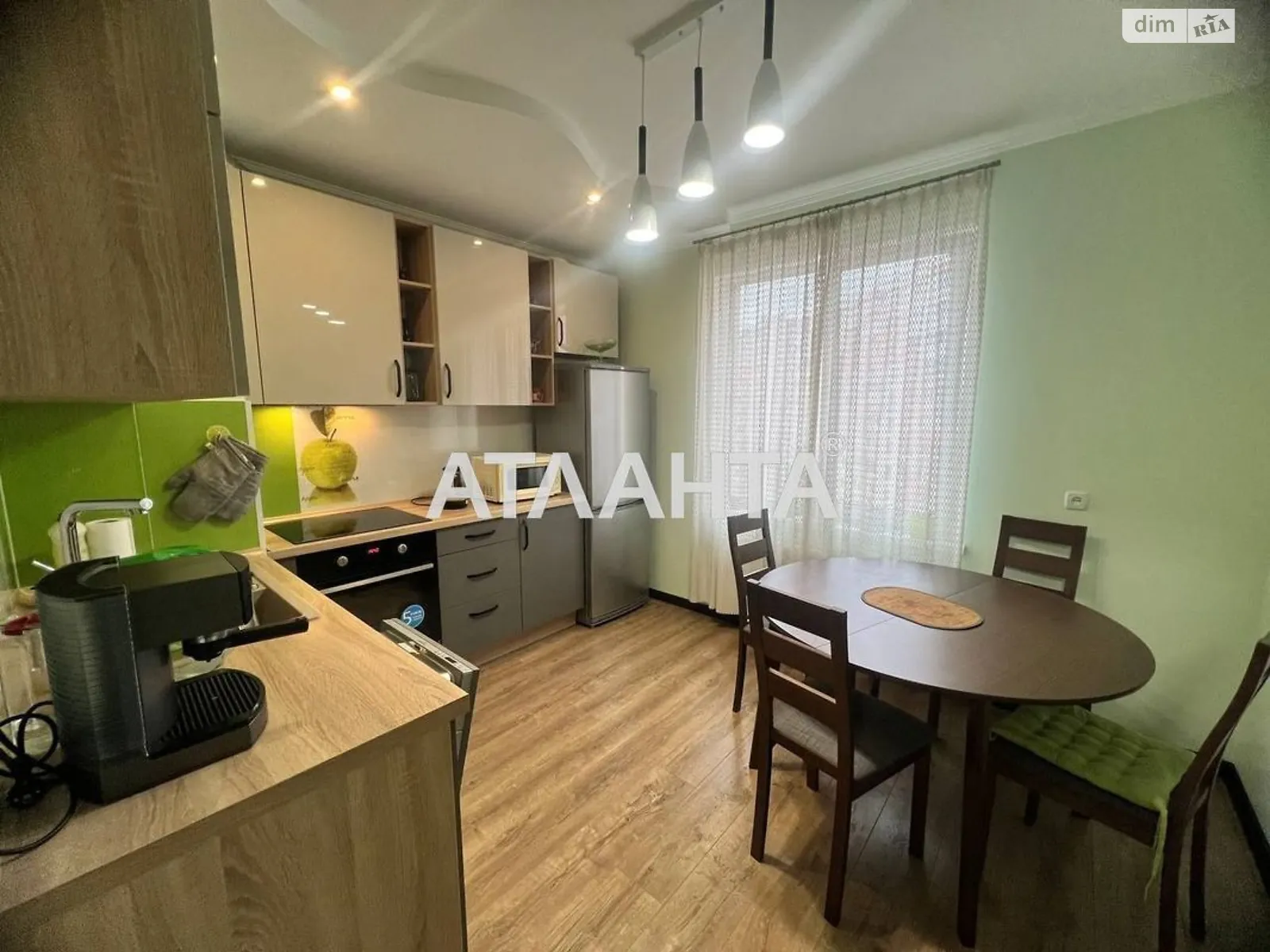 Продается 2-комнатная квартира 61 кв. м в Одессе, мас. Радужный, 12 - фото 1