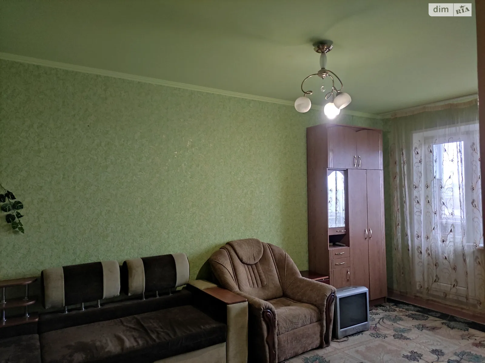 Продается 1-комнатная квартира 32 кв. м в Кривом Роге, цена: 15500 $