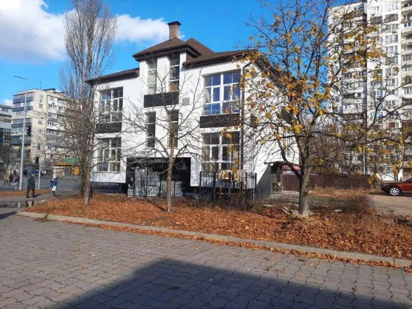 Продается объект сферы услуг 356 кв. м в 1-этажном здании, цена: 500000 $ - фото 1