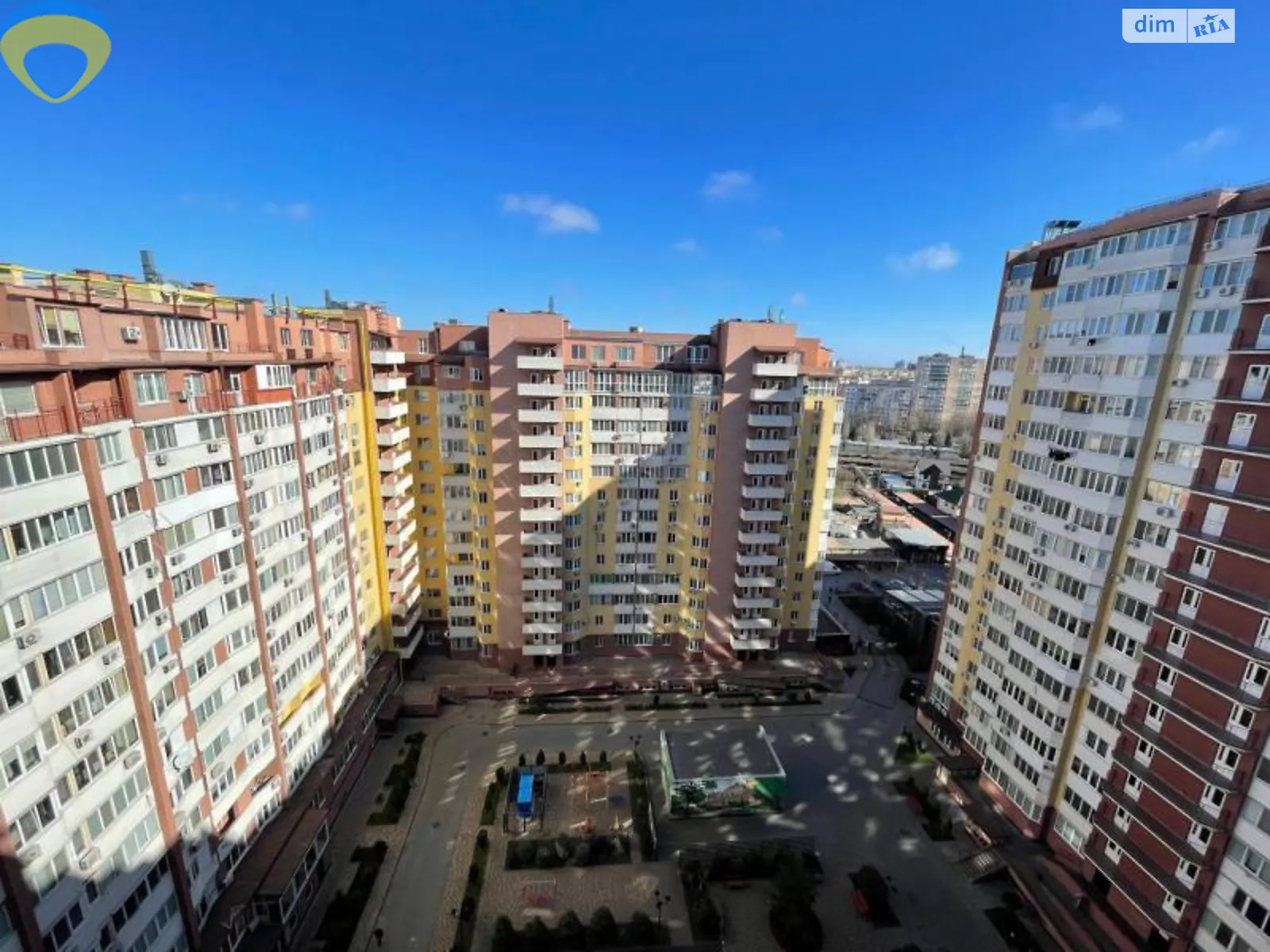 Продается 1-комнатная квартира 47 кв. м в Одессе, мас. Радужный, 118Д - фото 1