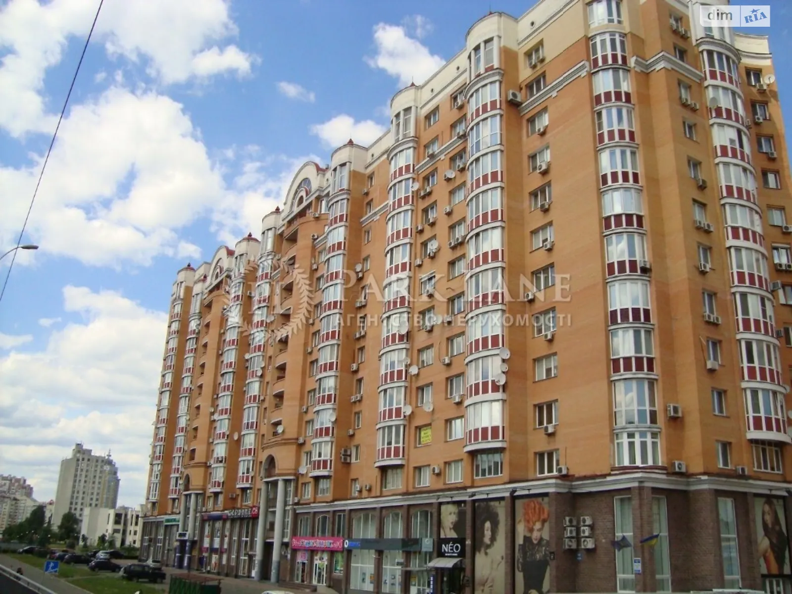 Продается 2-комнатная квартира 55 кв. м в Киеве, просп. Владимира Ивасюка, 8 - фото 1