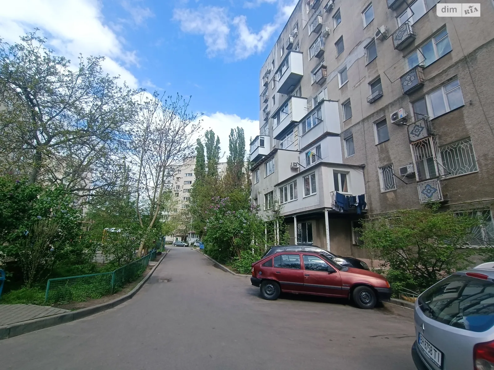 Продается 1-комнатная квартира 30 кв. м в Одессе, ул. Ильфа и Петрова - фото 1