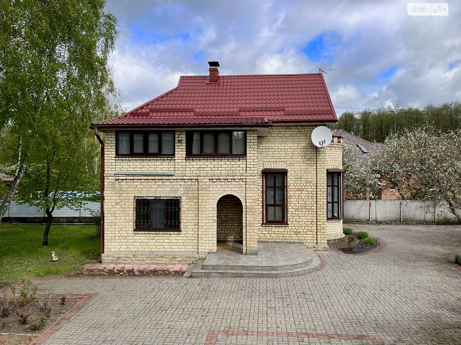 Продается дом на 2 этажа 103 кв. м с террасой, цена: 82000 $