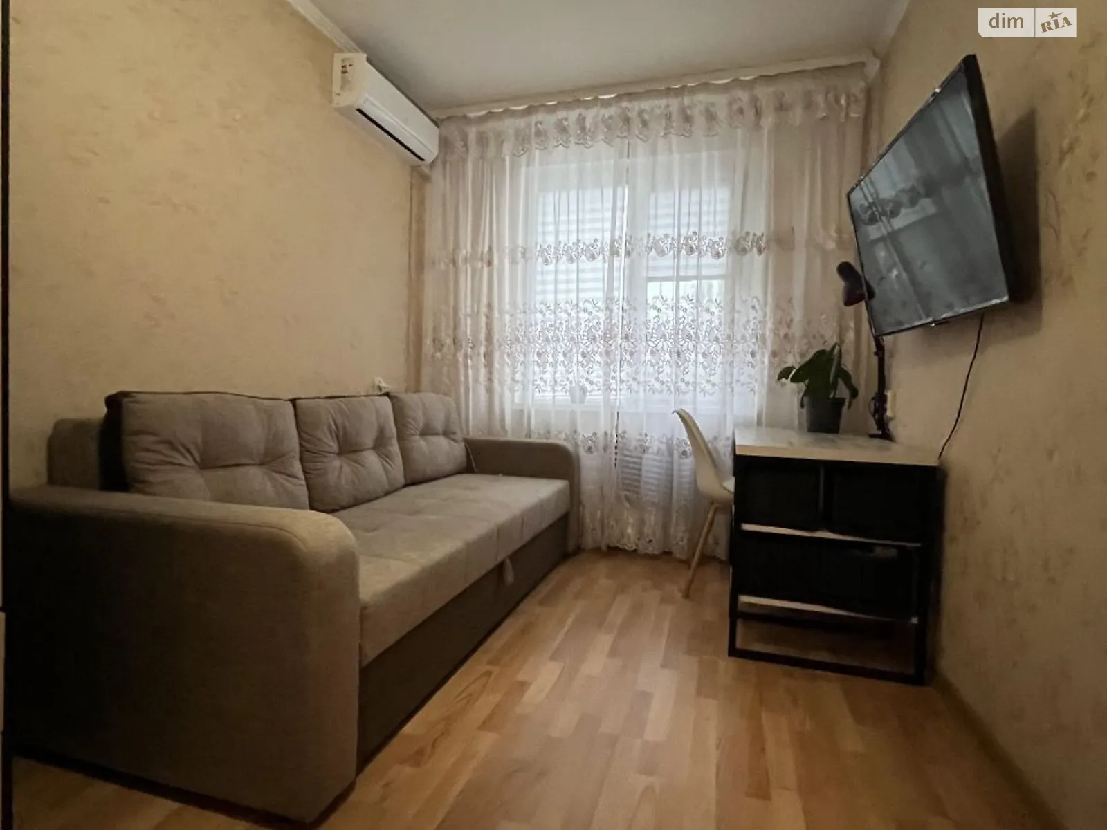 Продається 2-кімнатна квартира 44.3 кв. м у Чернігові, цена: 40500 $