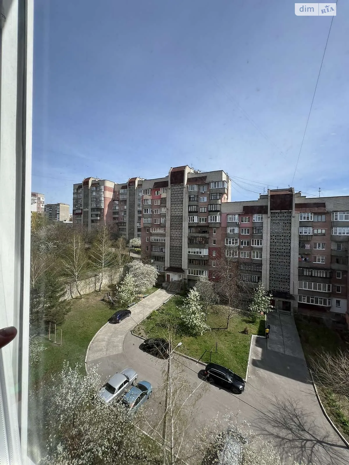 Продается 2-комнатная квартира 48.2 кв. м в Ровно, ул. Коновальца Евгения, 26 - фото 1