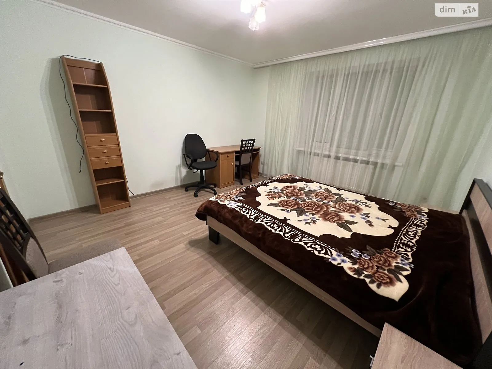 2-кімнатна квартира 70 кв. м у Тернополі, цена: 230 $