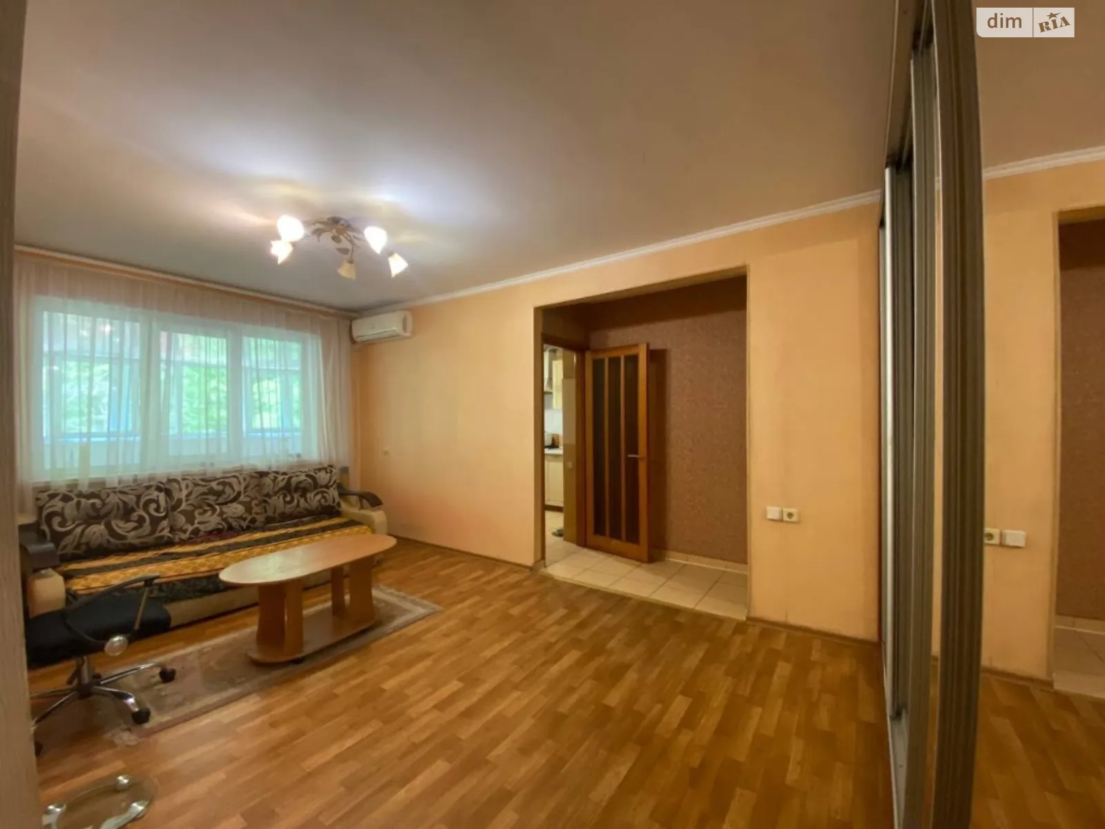 Продается 3-комнатная квартира 57.9 кв. м в Одессе, ул. Героев Крут - фото 1
