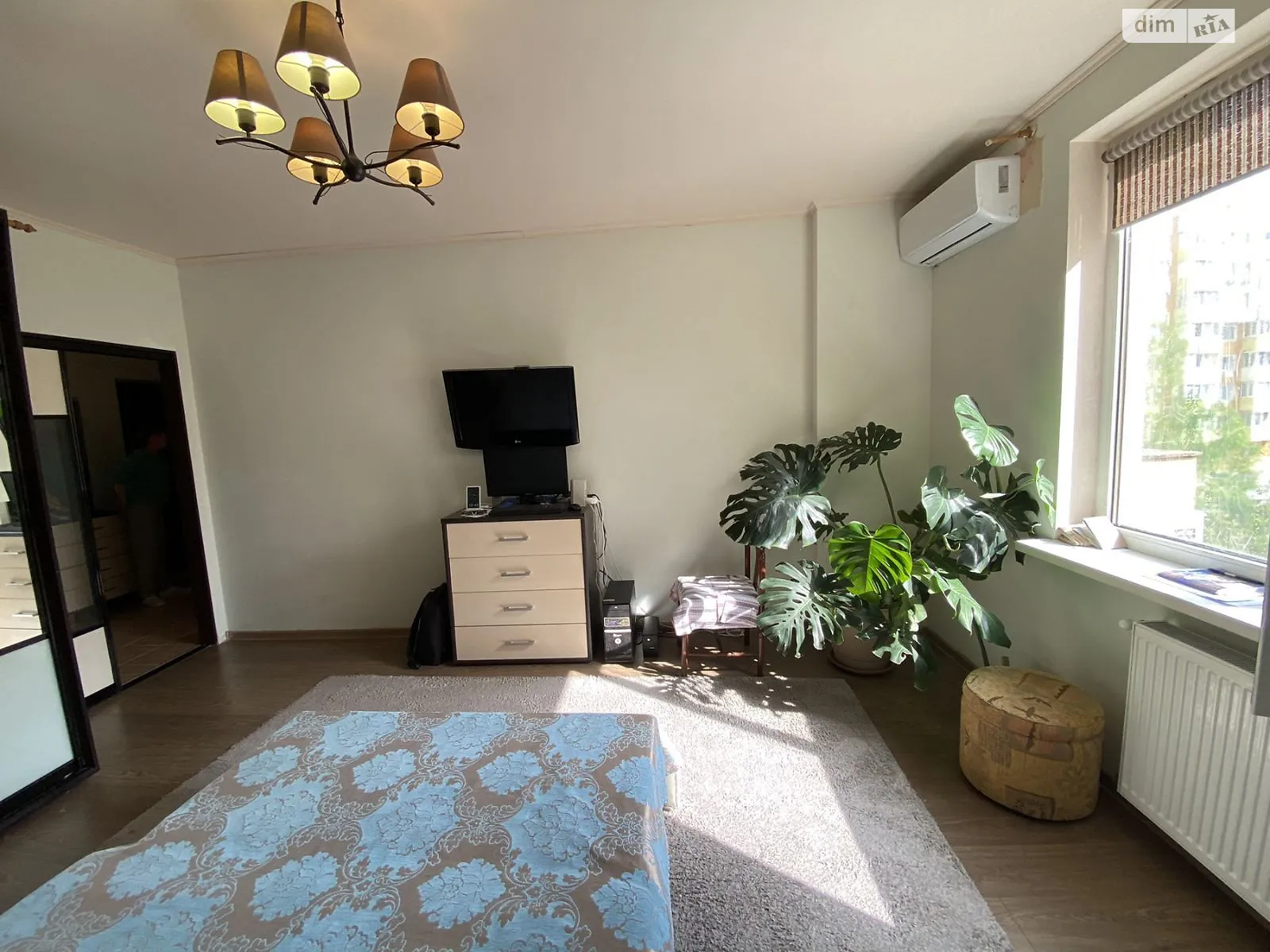 Продається 1-кімнатна квартира 49.9 кв. м у Одесі, вул. Академіка Сахарова, 36 - фото 1