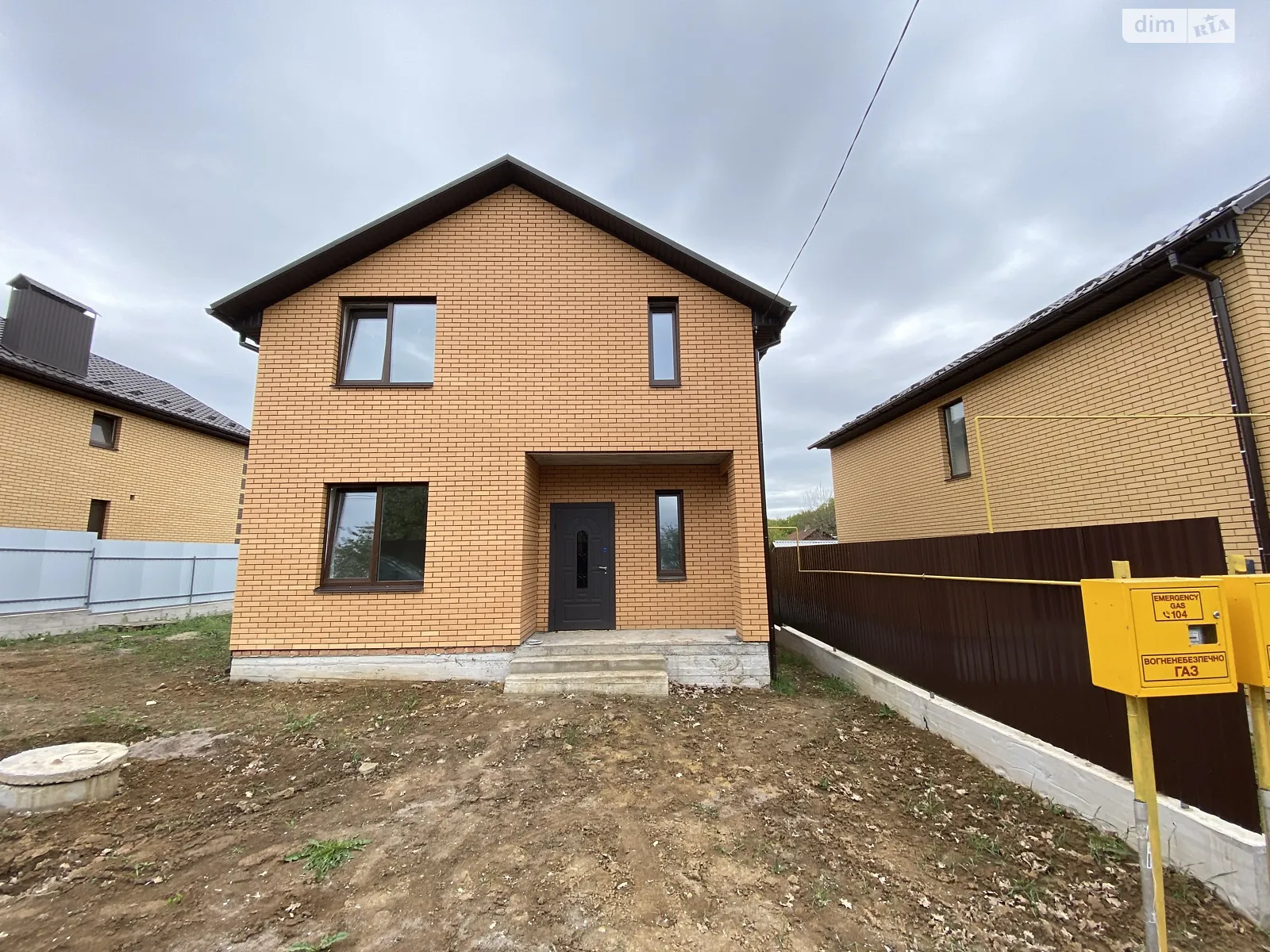 Продается дом на 2 этажа 125 кв. м с гаражом, цена: 88000 $ - фото 1