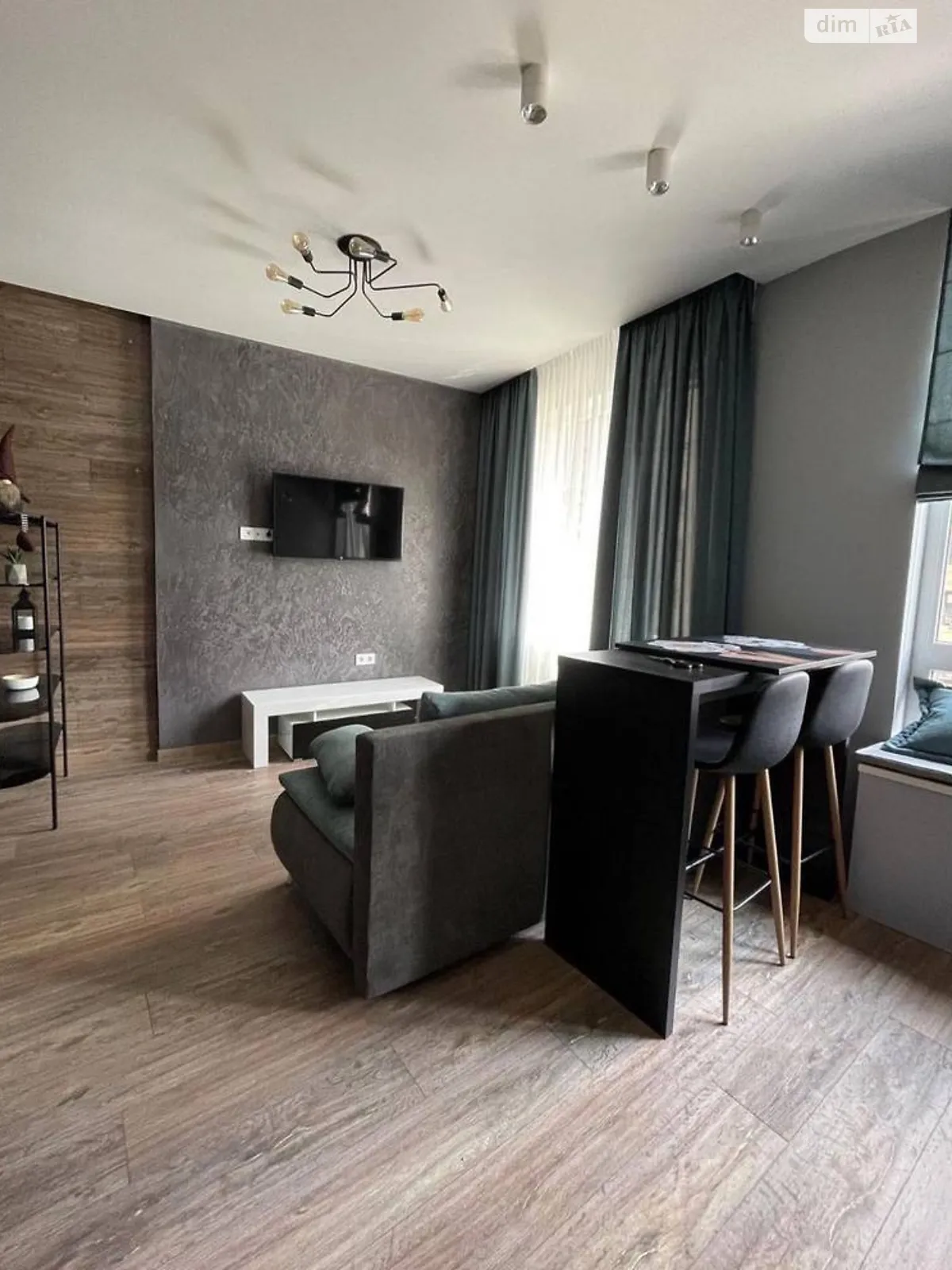 Продается 1-комнатная квартира 48 кв. м в Одессе, ул. Генуэзская