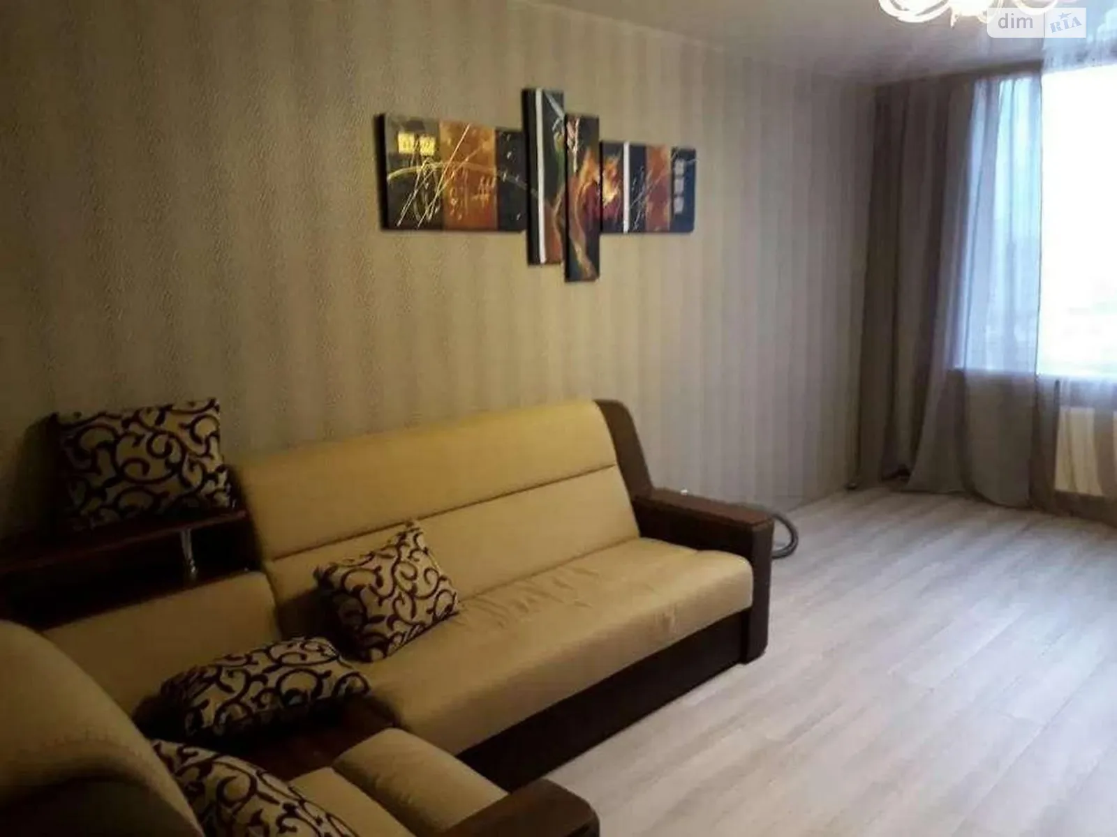 Продается 1-комнатная квартира 48 кв. м в Киеве, ул. Обуховская, 139