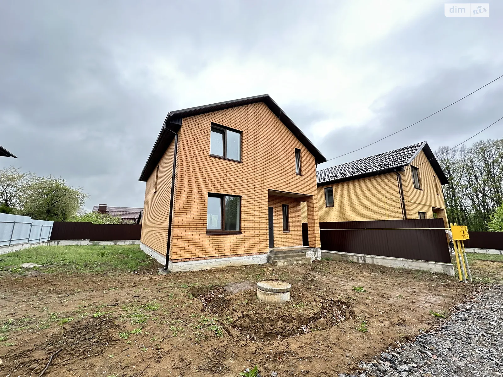 Продается дом на 2 этажа 125 кв. м с мансардой, цена: 88000 $ - фото 1