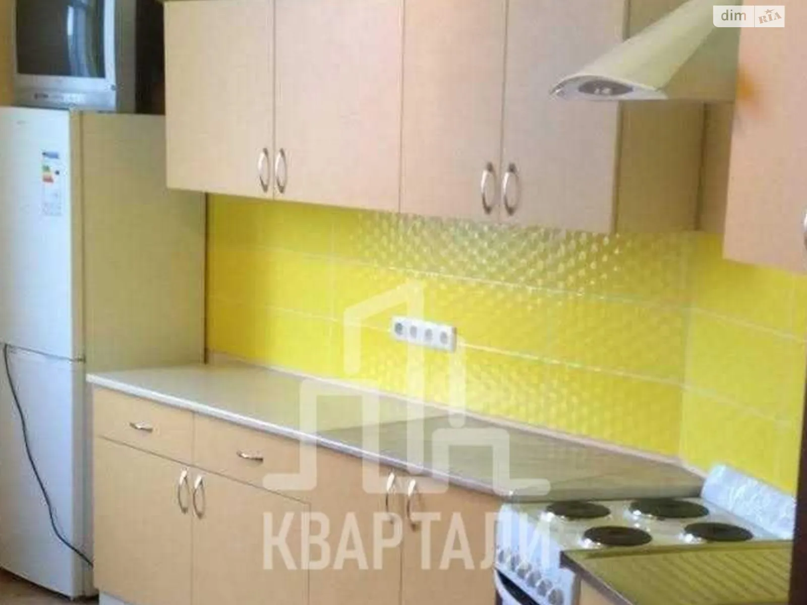 Продается 1-комнатная квартира 43 кв. м в Киеве, ул. Светлицкого, 35 - фото 1