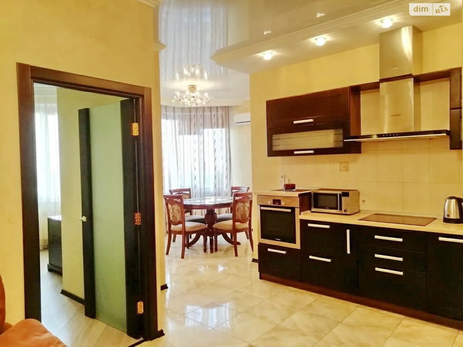 Продается 2-комнатная квартира 57 кв. м в Одессе, цена: 65000 $