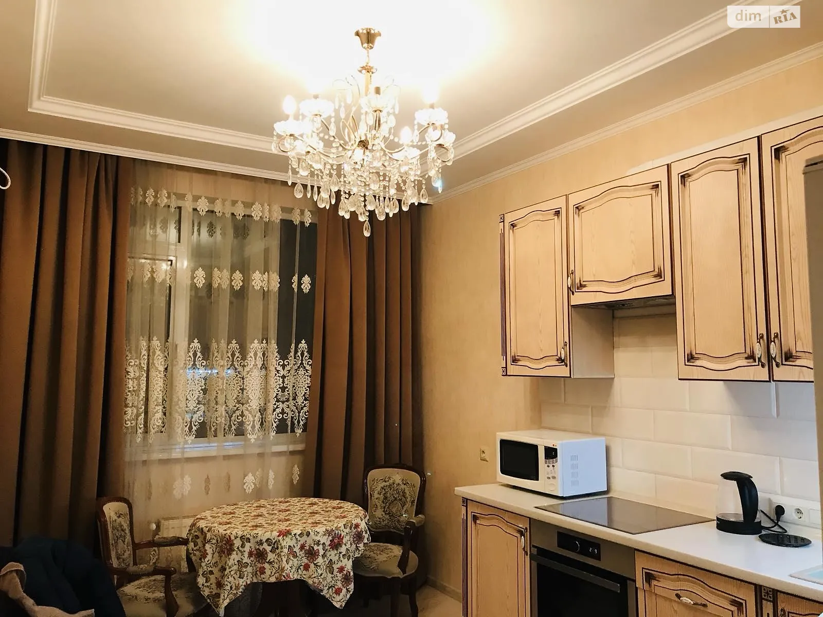 Продається 1-кімнатна квартира 45 кв. м у Крижанівка, вул. Академіка Сахарова, 3А