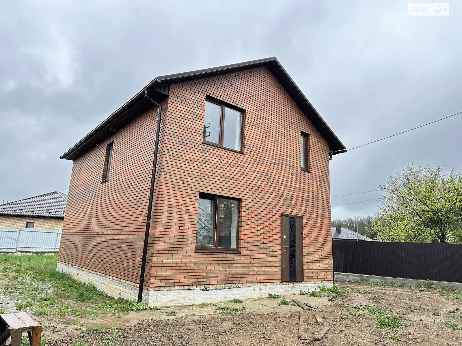 Продается дом на 2 этажа 120 кв. м с участком, цена: 84000 $ - фото 1