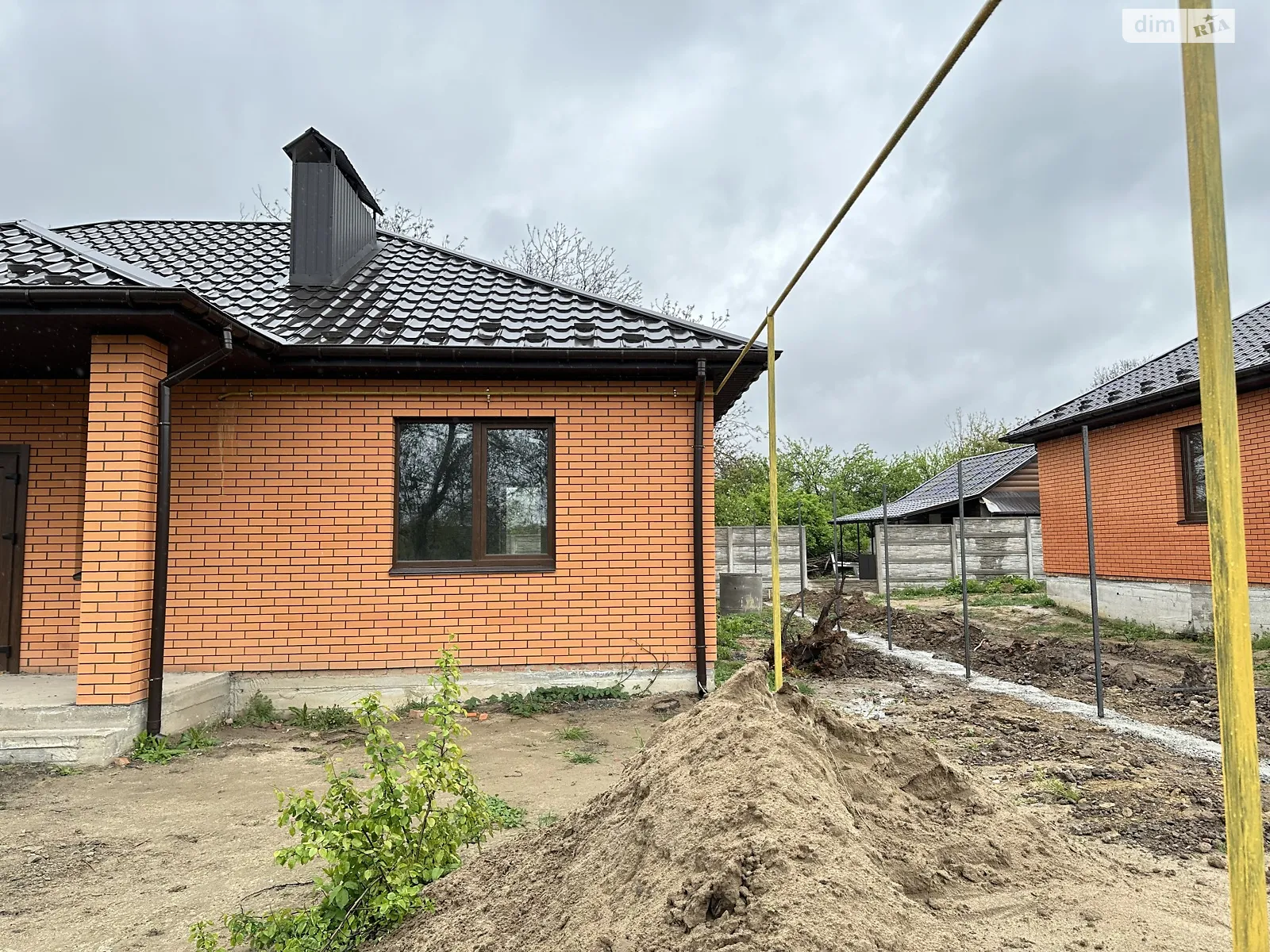 Продается одноэтажный дом 103 кв. м с беседкой, цена: 74000 $ - фото 1