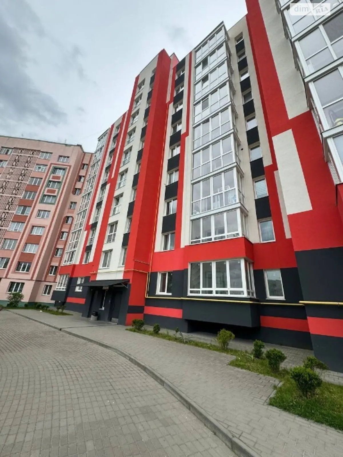 Продается 3-комнатная квартира 71.5 кв. м в Ровно, цена: 60500 $