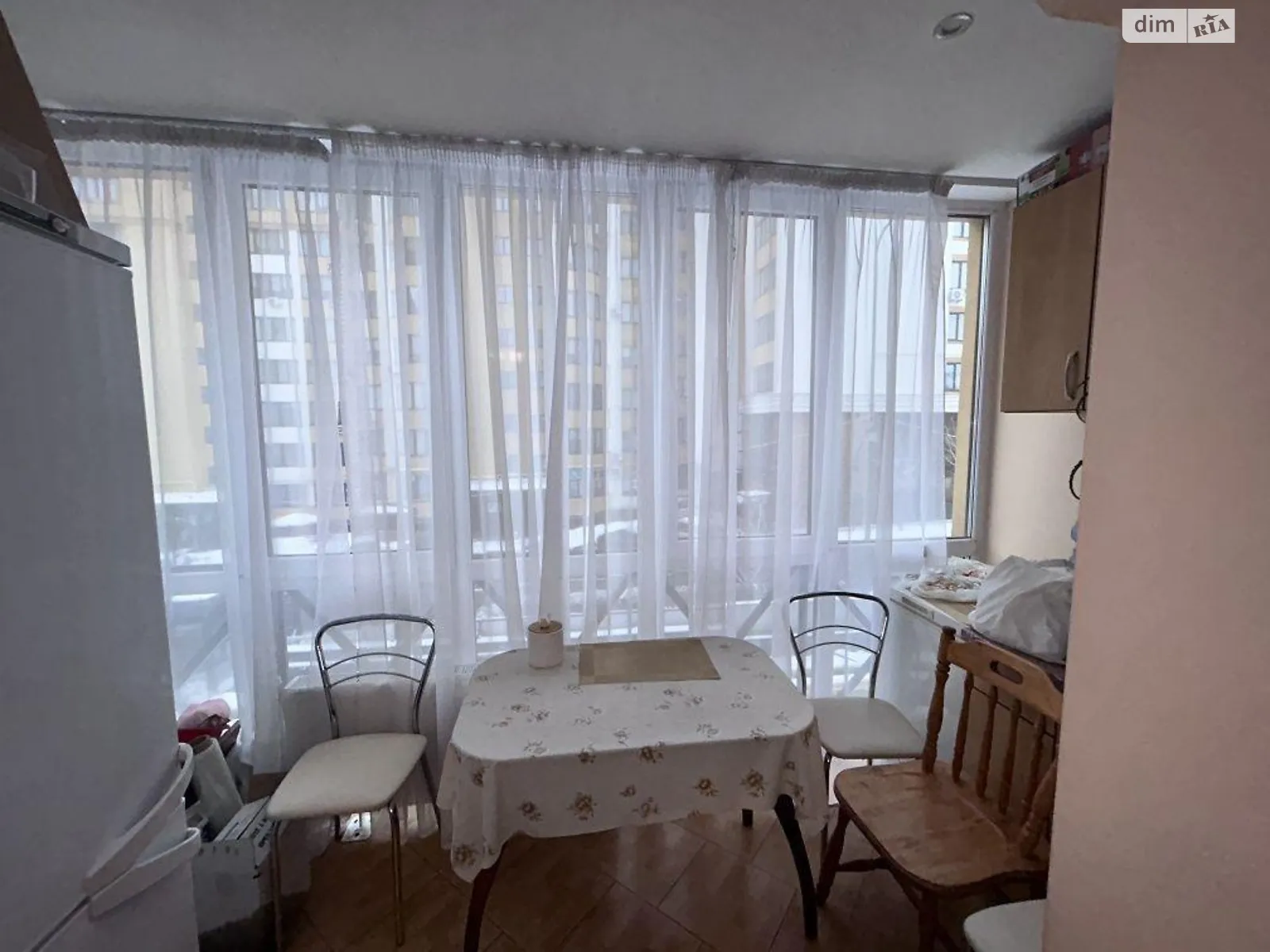 Продается 3-комнатная квартира 80 кв. м в Петропавловской Борщаговке, ул. Соборная(Ленина), 10А