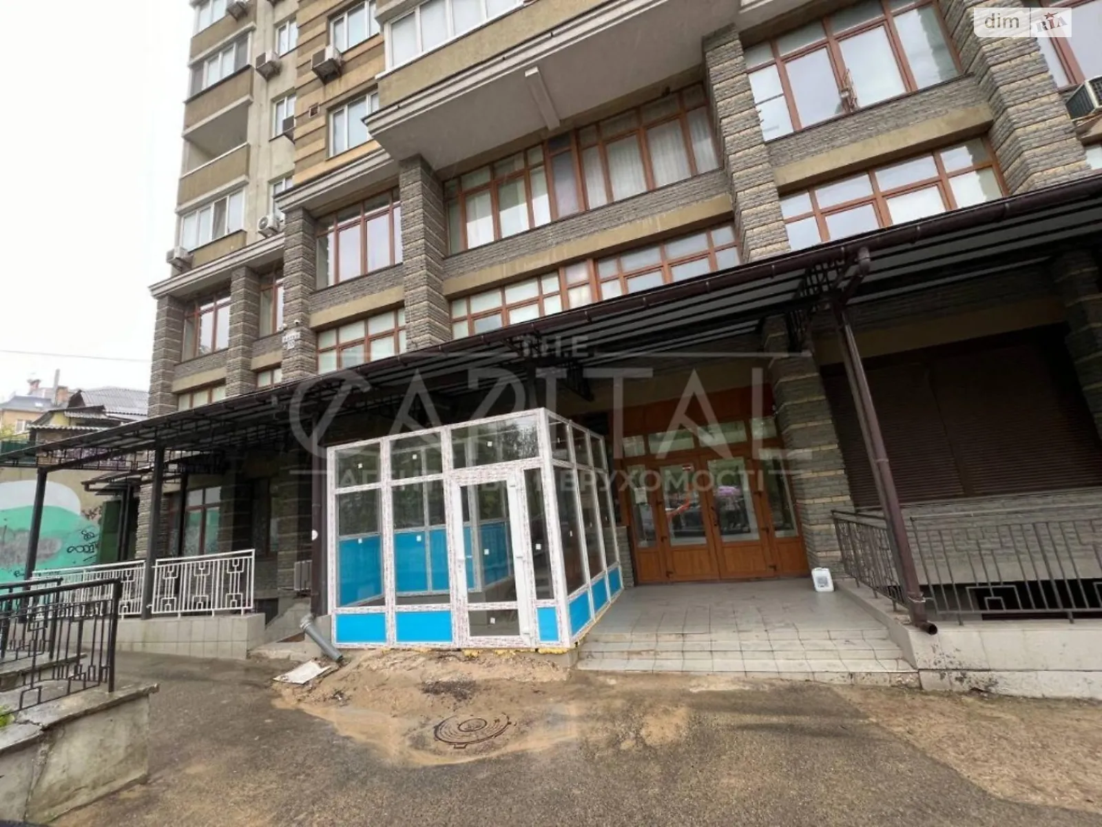 Продается офис 189 кв. м в бизнес-центре, цена: 210000 $ - фото 1