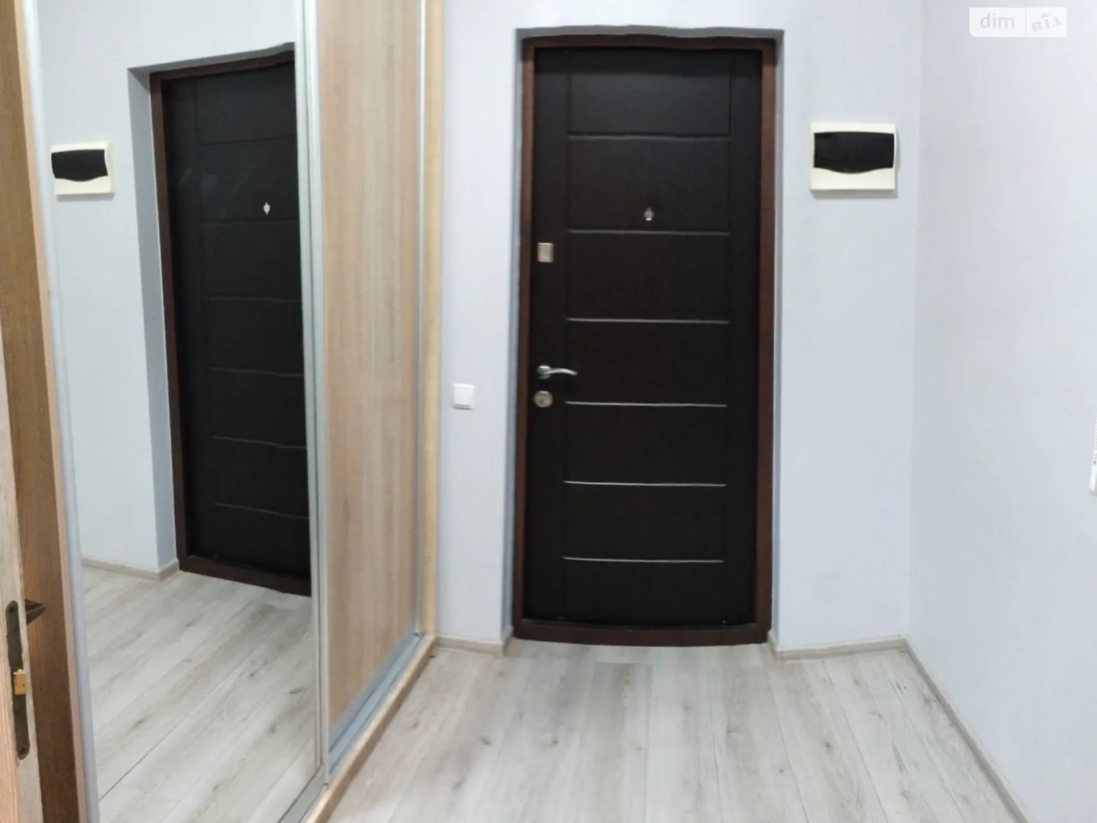 Продается 1-комнатная квартира 39.4 кв. м в Киеве, ул. Светлицкого, 35 - фото 1