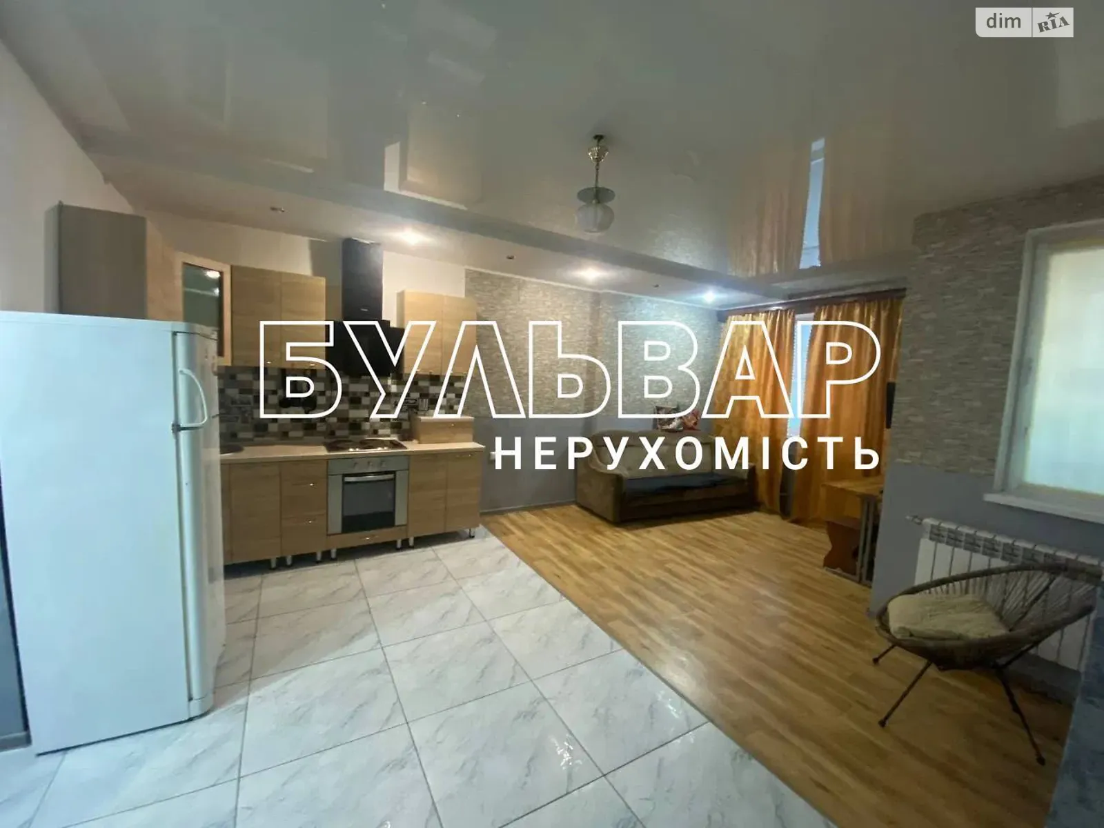 Продается 1-комнатная квартира 33 кв. м в Харькове, просп. Гагарина, 248