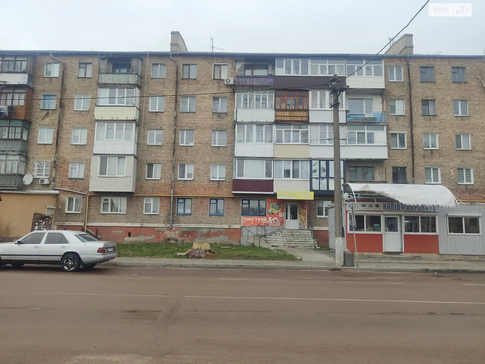 Продается офис 39.9 кв. м в бизнес-центре, цена: 25500 $