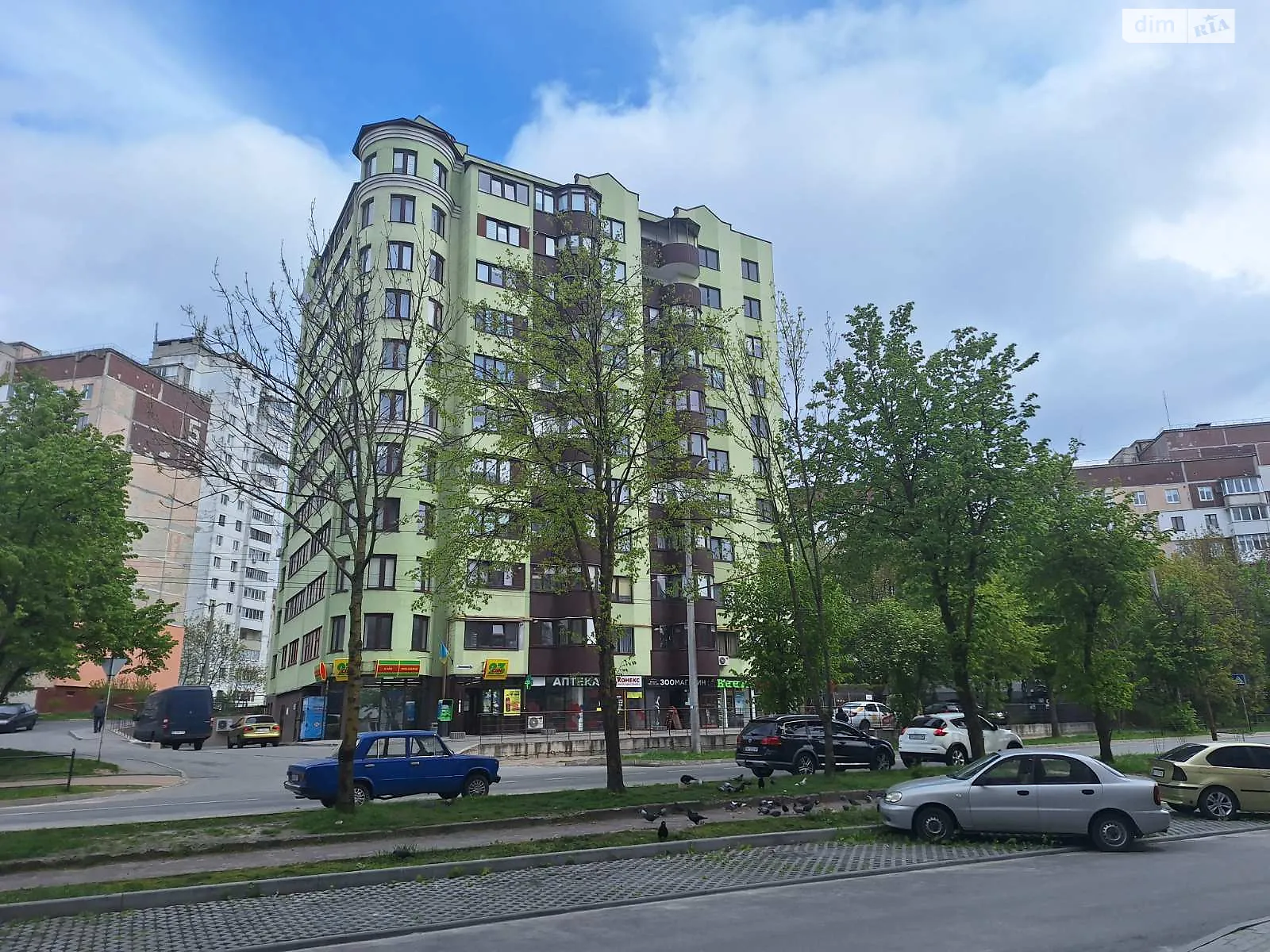 4-комнатная квартира 133.4 кв. м в Тернополе - фото 1