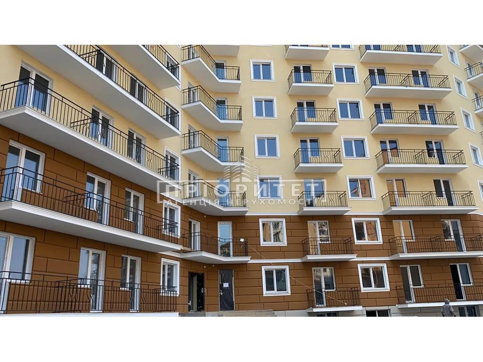Продається 1-кімнатна квартира 49.5 кв. м у Одесі, вул. Люстдорфська дорога