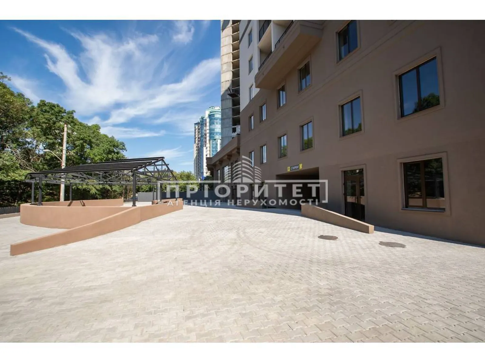 Продается 1-комнатная квартира 55.5 кв. м в Одессе, ул. Дача Ковалевского - фото 1