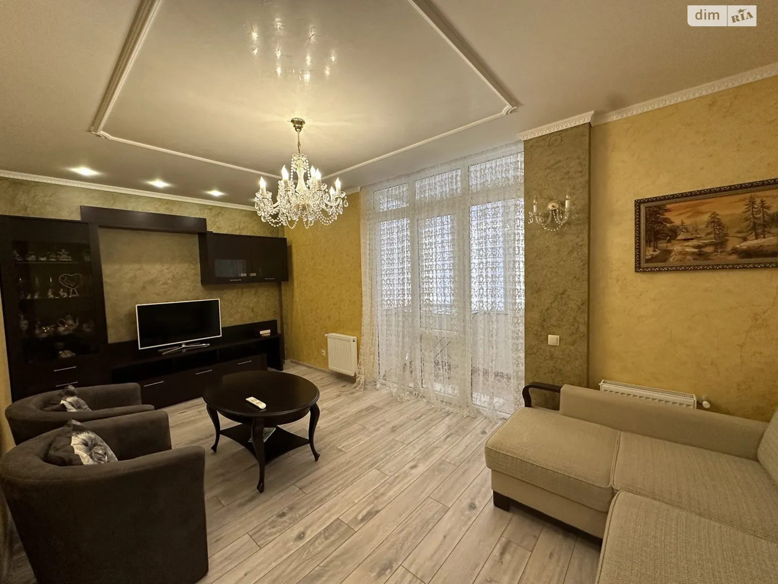 Продается 2-комнатная квартира 60 кв. м в Ровно, ул. Казимира Любомирского(Лермонтова), 8 - фото 1