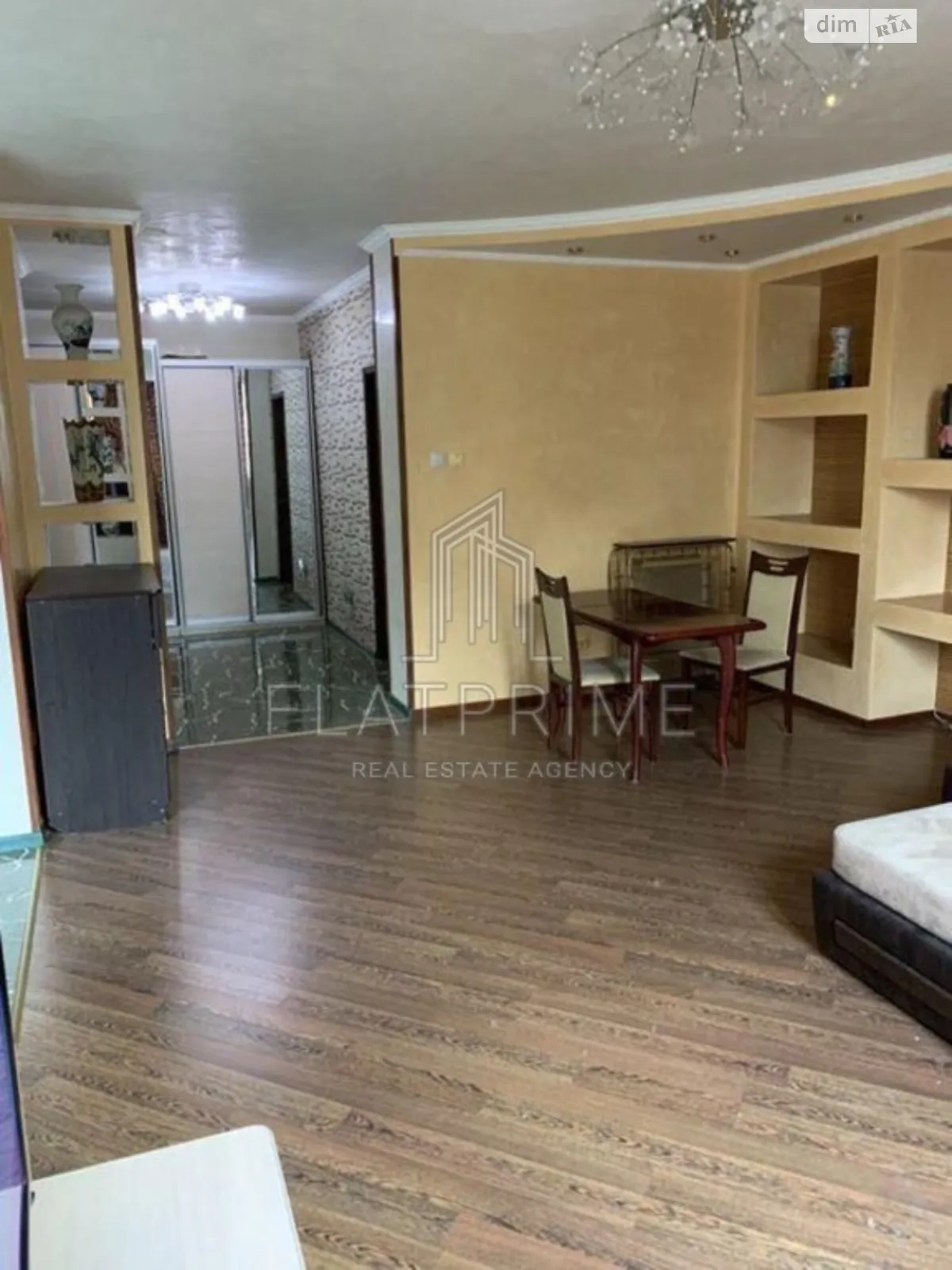 Продается 1-комнатная квартира 88 кв. м в Киеве, ул. Княжий Затон, 21 - фото 1