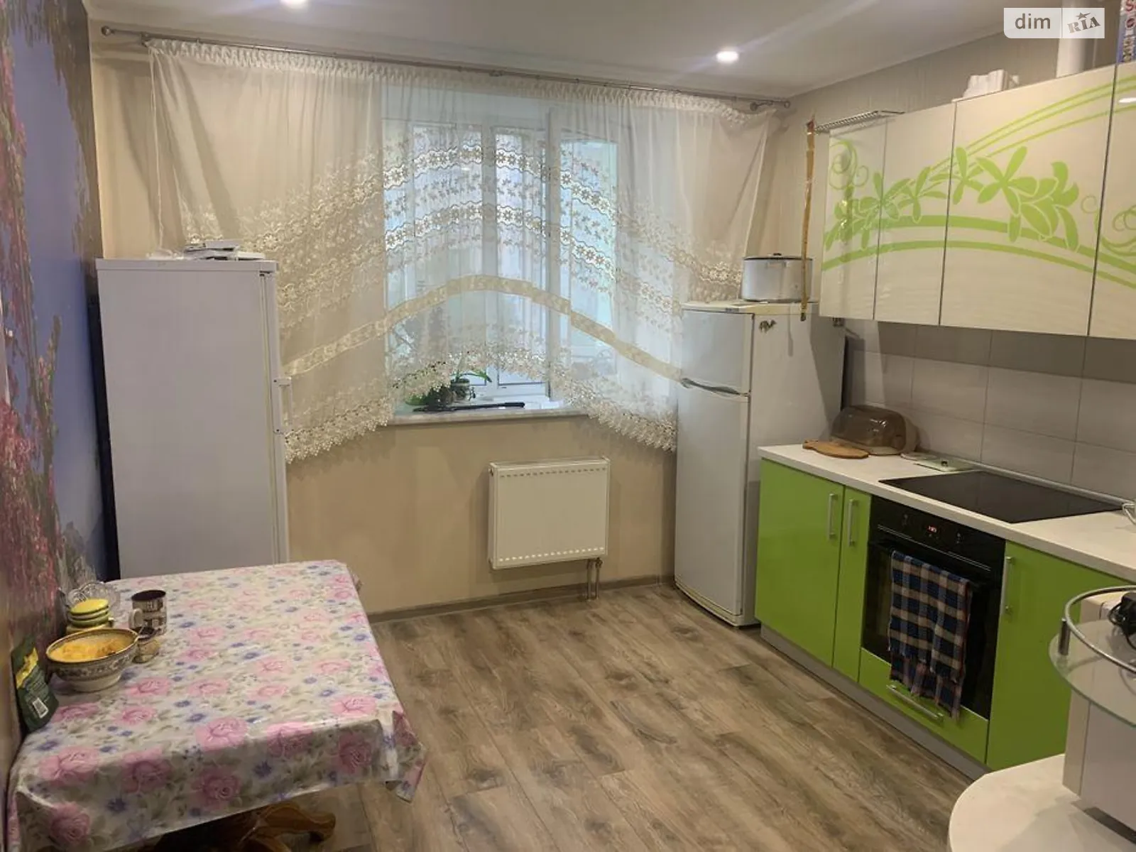 Продается 2-комнатная квартира 67 кв. м в Харькове, цена: 75000 $