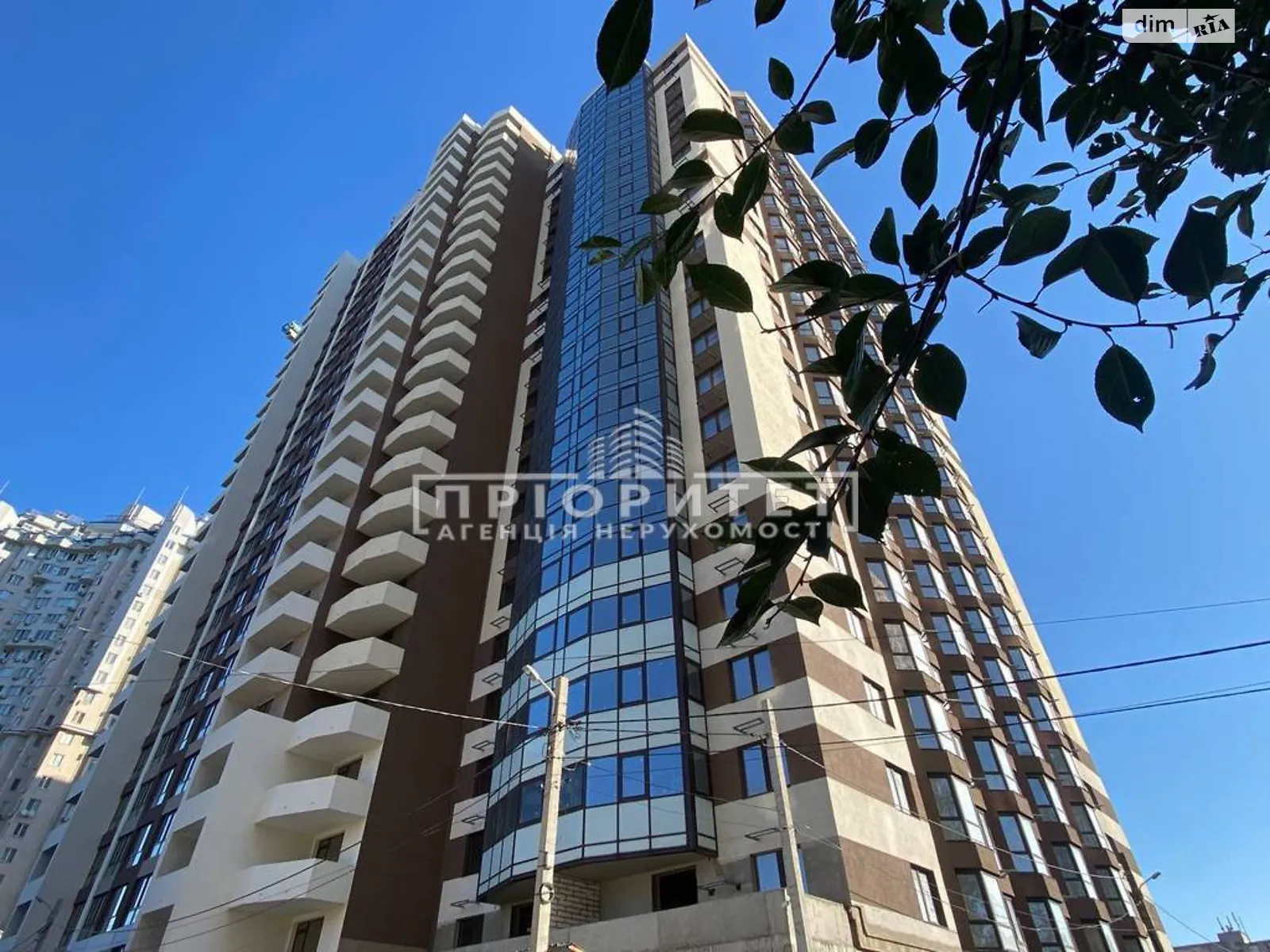 Продается 1-комнатная квартира 49.63 кв. м в Одессе, пер. Среднефонтанский - фото 1