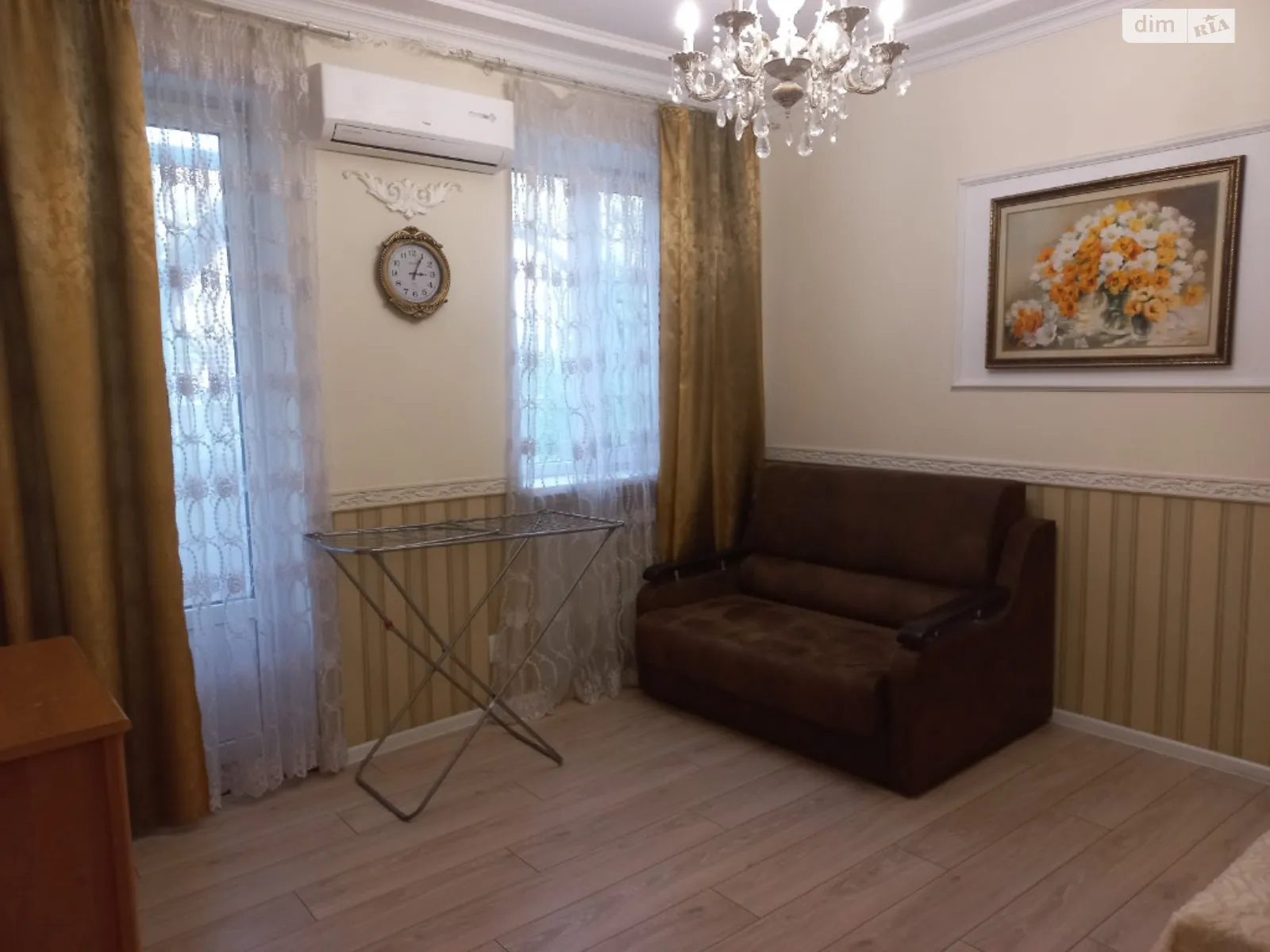 Продается 1-комнатная квартира 27 кв. м в Одессе, просп. Шевченко, 17А - фото 1